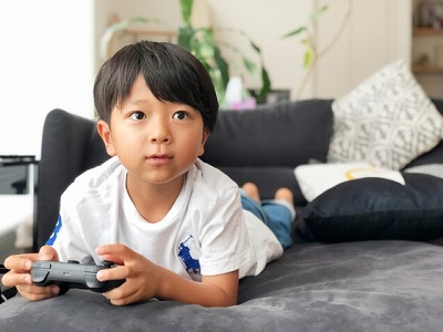 2024年夏休みオンラインイベント特集:小中学生が自宅で参加できる人気プログラム